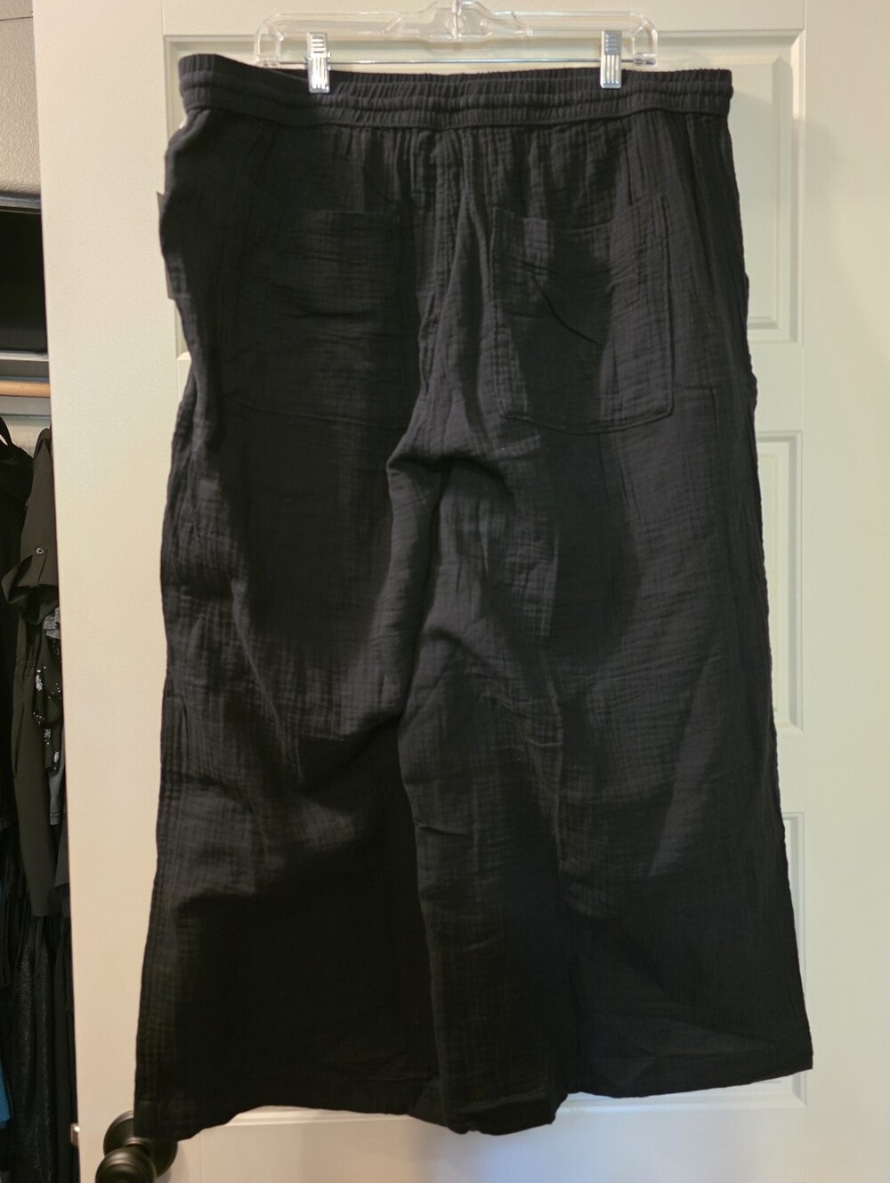 Women's High-Rise Gauze Wide Leg Pull-On Pants - Universal Thread™ Black 1X - Picture 5 of 7